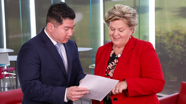 What do American Fidelity Recruiters Look for in a New Hire for an Outside Sales Representative?